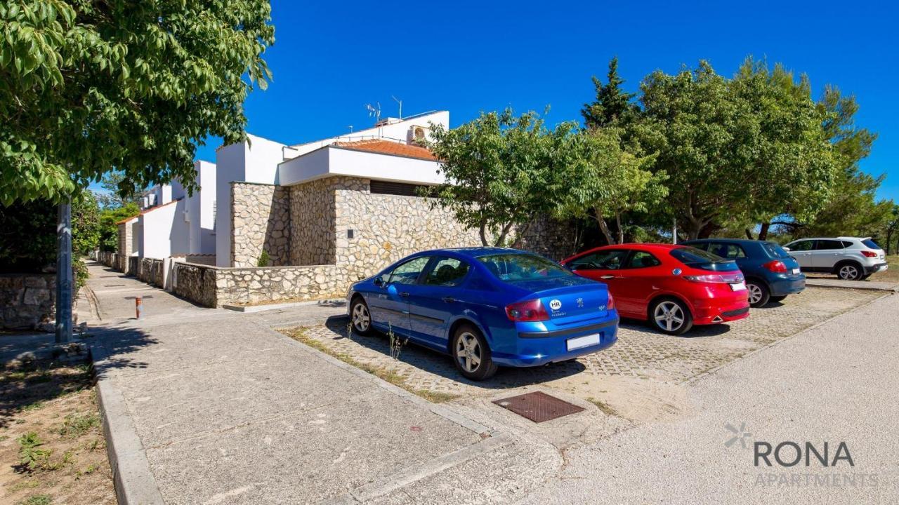 Rona Apartment Flower 1&Flower 2 Novalja Exterior foto